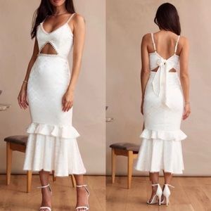 V. Chapman Luna Dress White Floral Brocade midi dress size 4